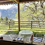 Bed & Breakfast In Car-free - Hop In Nest 3*