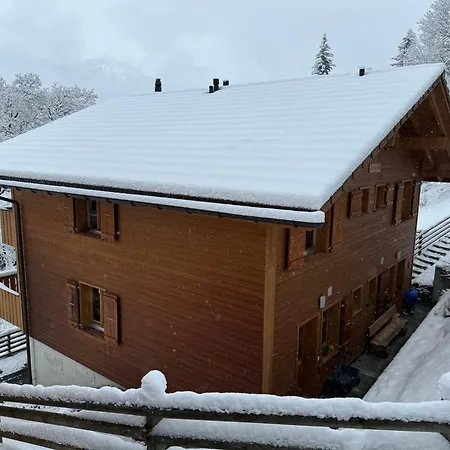 In Car-free - Hop In Nest Отель типа 